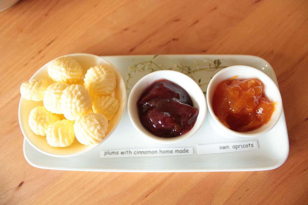 マイリンゲン Dunkel Blaue Maus Bed & Breakfast エクステリア 写真