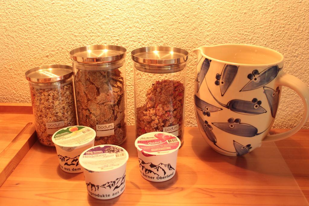 マイリンゲン Dunkel Blaue Maus Bed & Breakfast エクステリア 写真